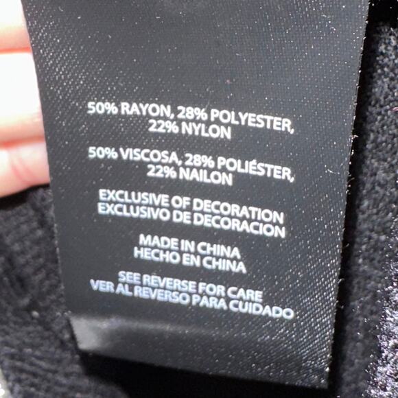 NWT Express Black Viral Influencer Favorite Rhinestone Bow Cardigan Size XL - Picture 7 of 15